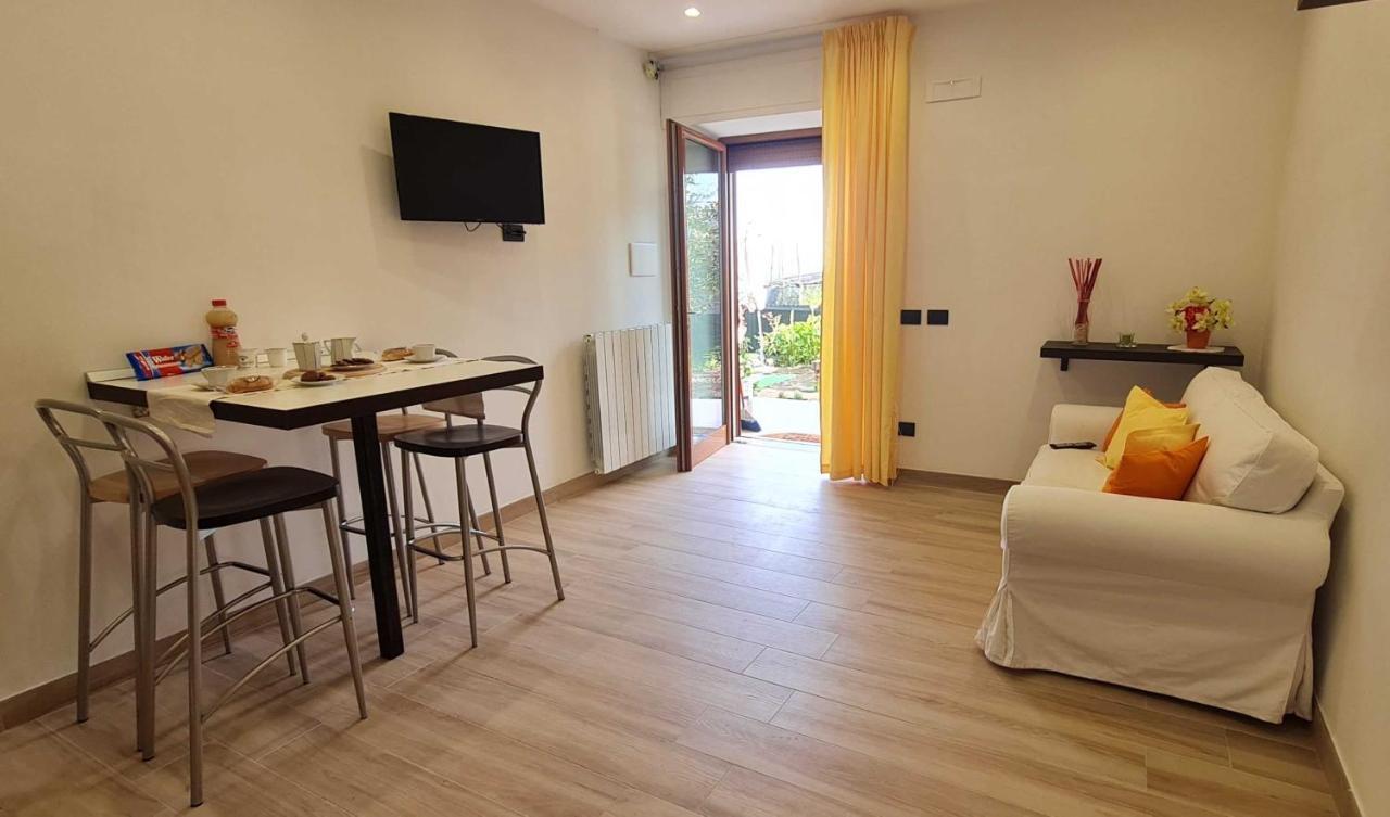 Rita Home B&B Sorrento Bagian luar foto